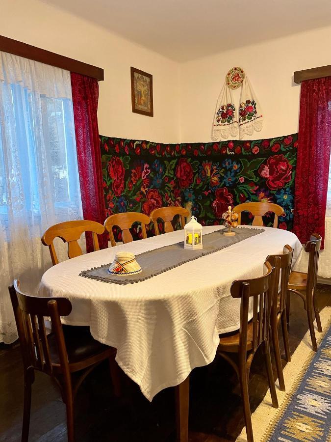 Вілла Casa Fantana - La Poalele Muntilor -50 De Metri De Partia Olimpica Statjunea Borsa Екстер'єр фото